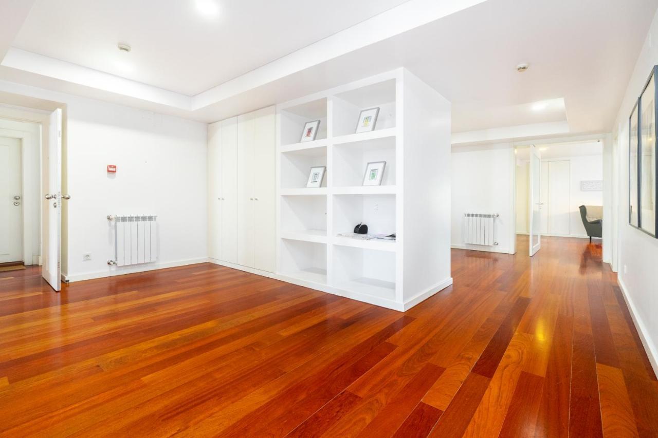 Whome | Luxury Chiado Prime Apartment Lisbona Esterno foto